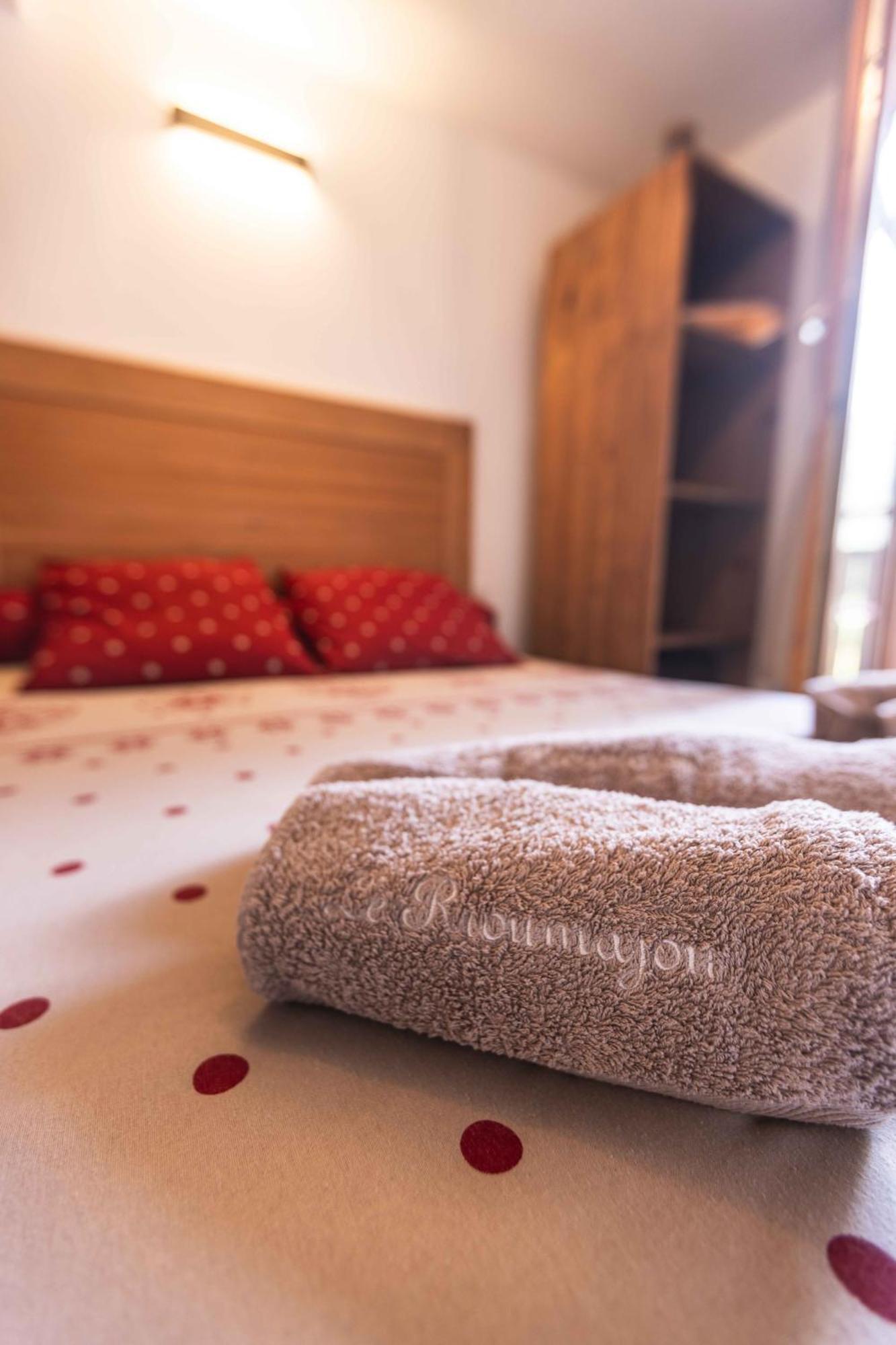 Le Rioumajou 2 - Grand T4 - Piscine - Centre St Lary Apartment Сен-Лари-Сулан Екстериор снимка