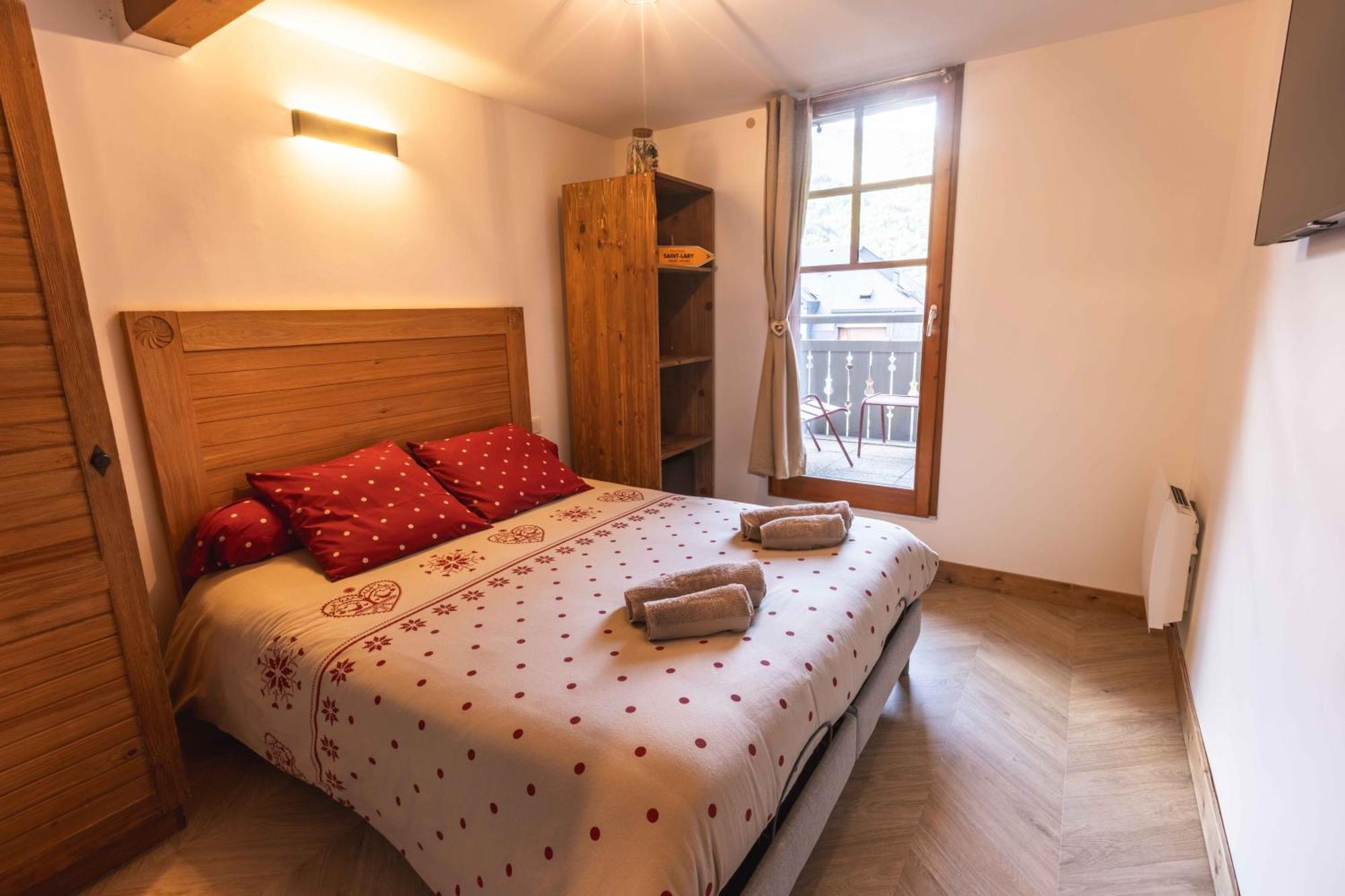 Le Rioumajou 2 - Grand T4 - Piscine - Centre St Lary Apartment Сен-Лари-Сулан Екстериор снимка